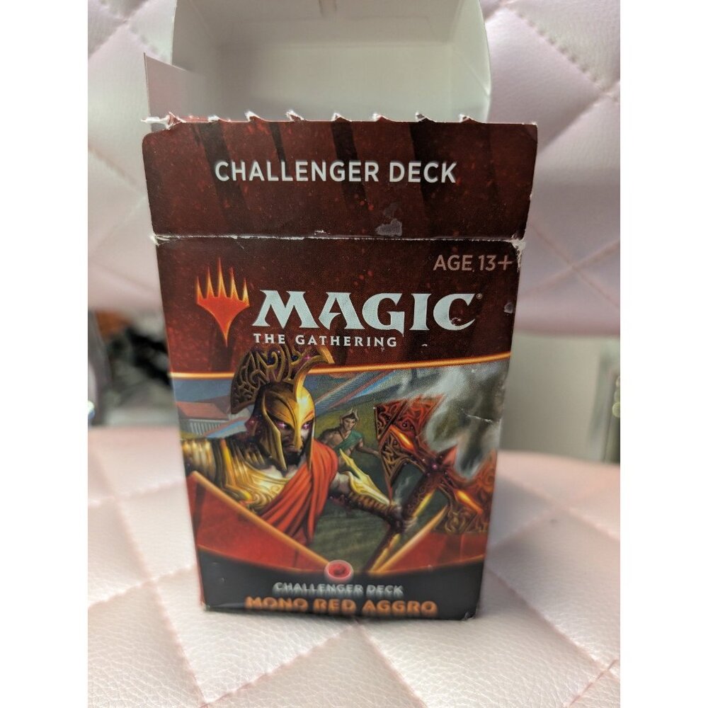 Magic: The Gathering Challenger Deck 2021: Mono Red Aggro
